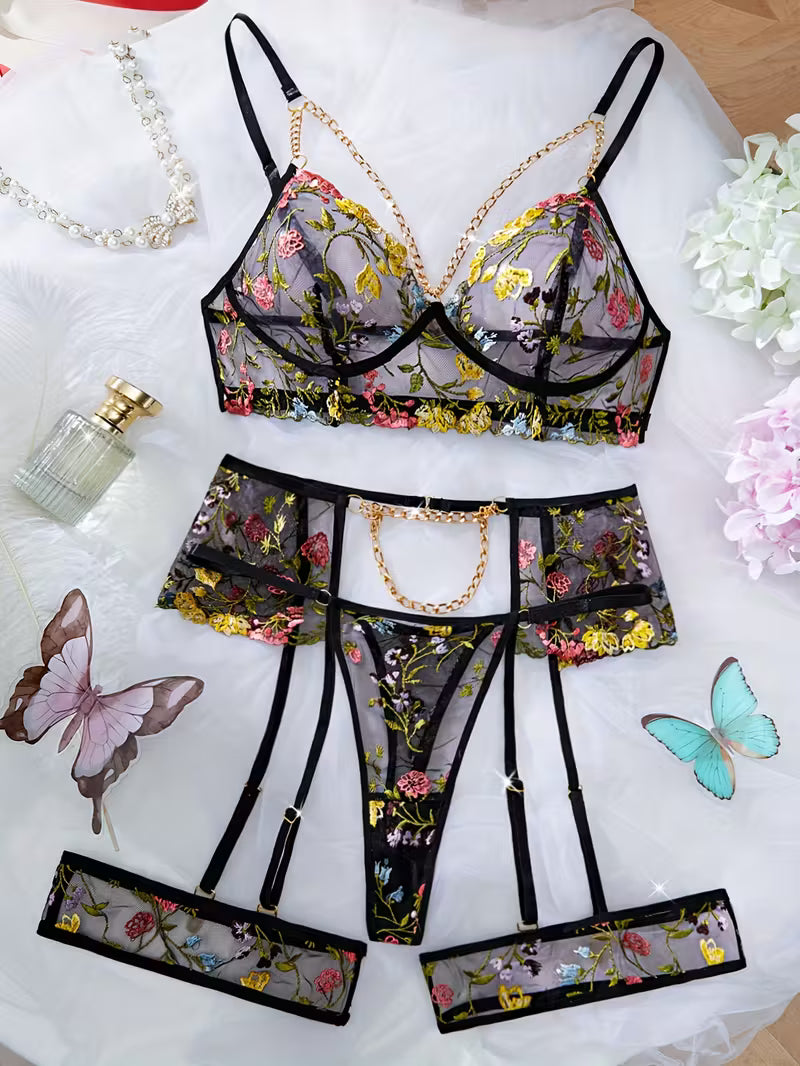 Floral Lace set sa zlatnim lancima